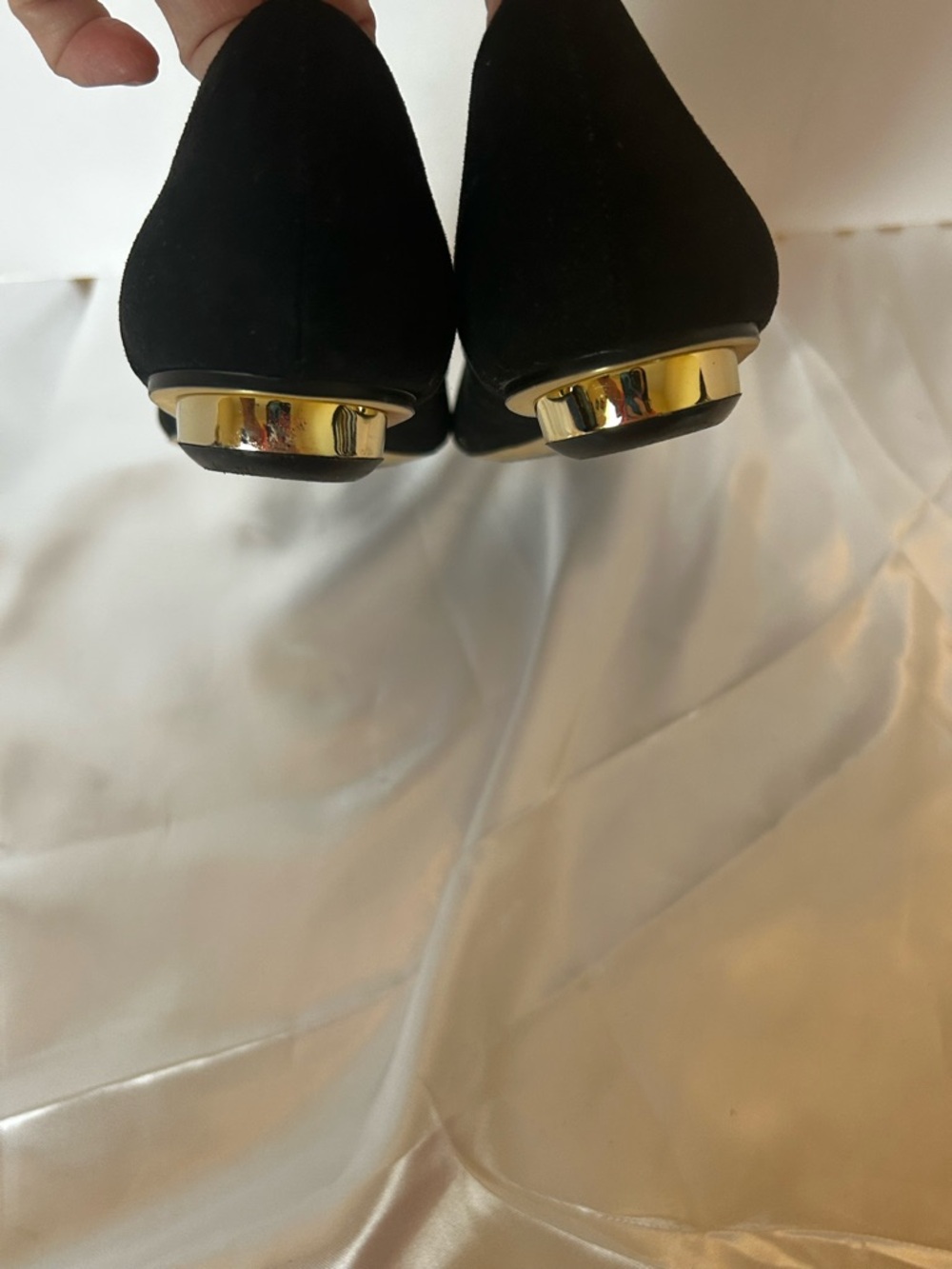 ZARA Black Suede Pointed Toe Flats Gold LInk Chain & Gold Rimmed Heel Size 6.5 - Picture 3 of 6